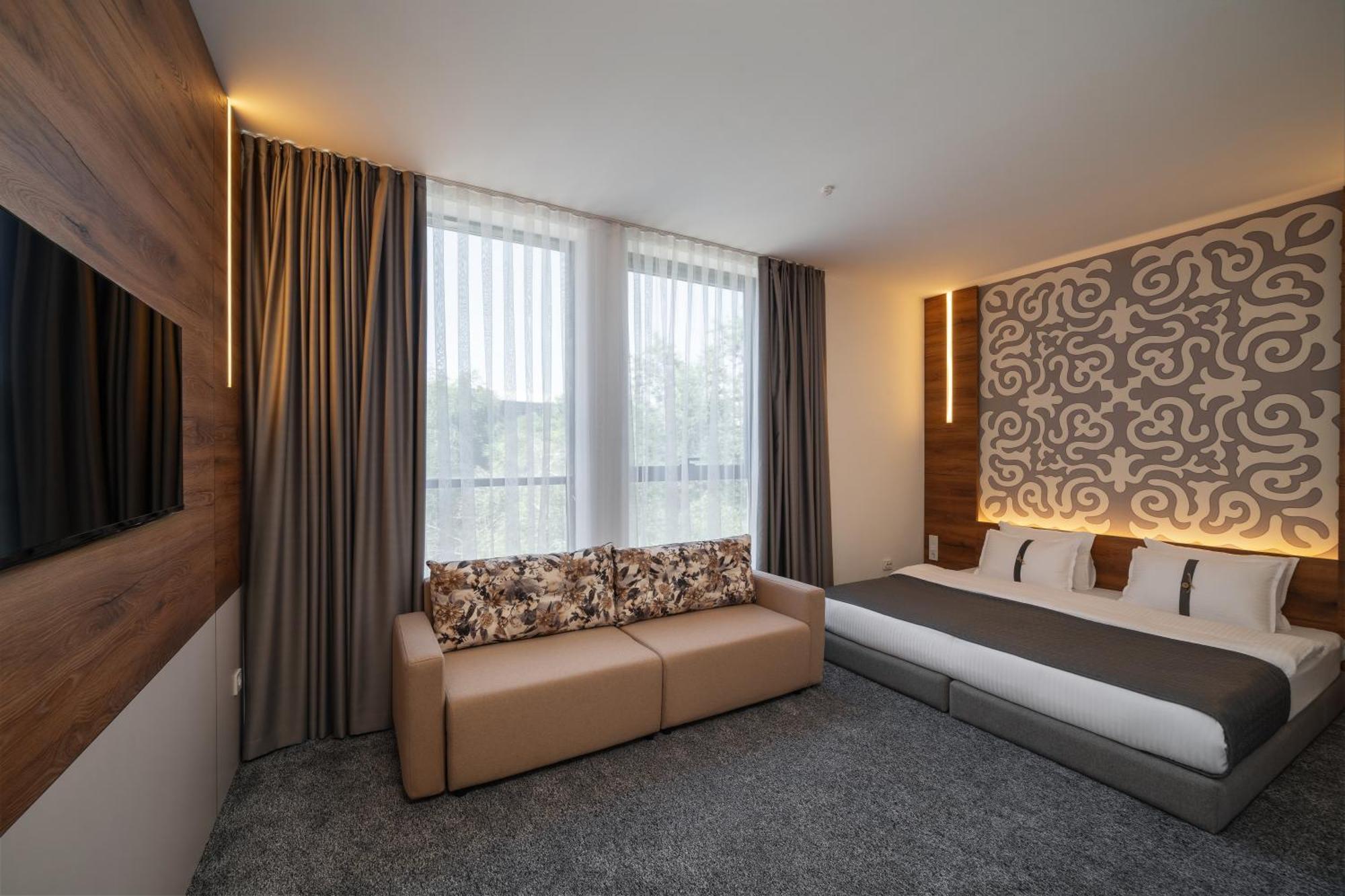 Duo Hotel By Futuro Бишкек Экстерьер фото