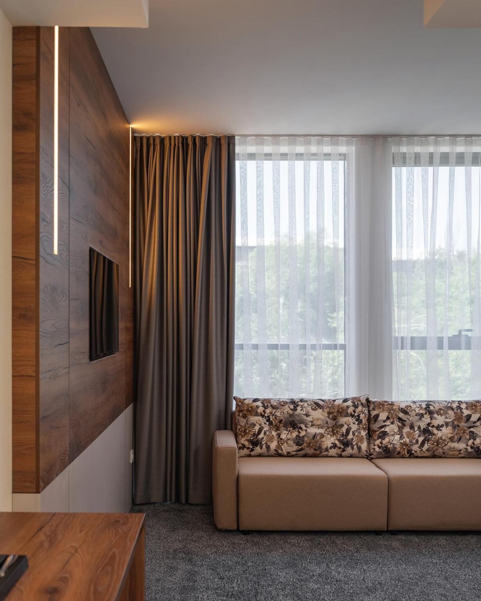 Duo Hotel By Futuro Бишкек Экстерьер фото